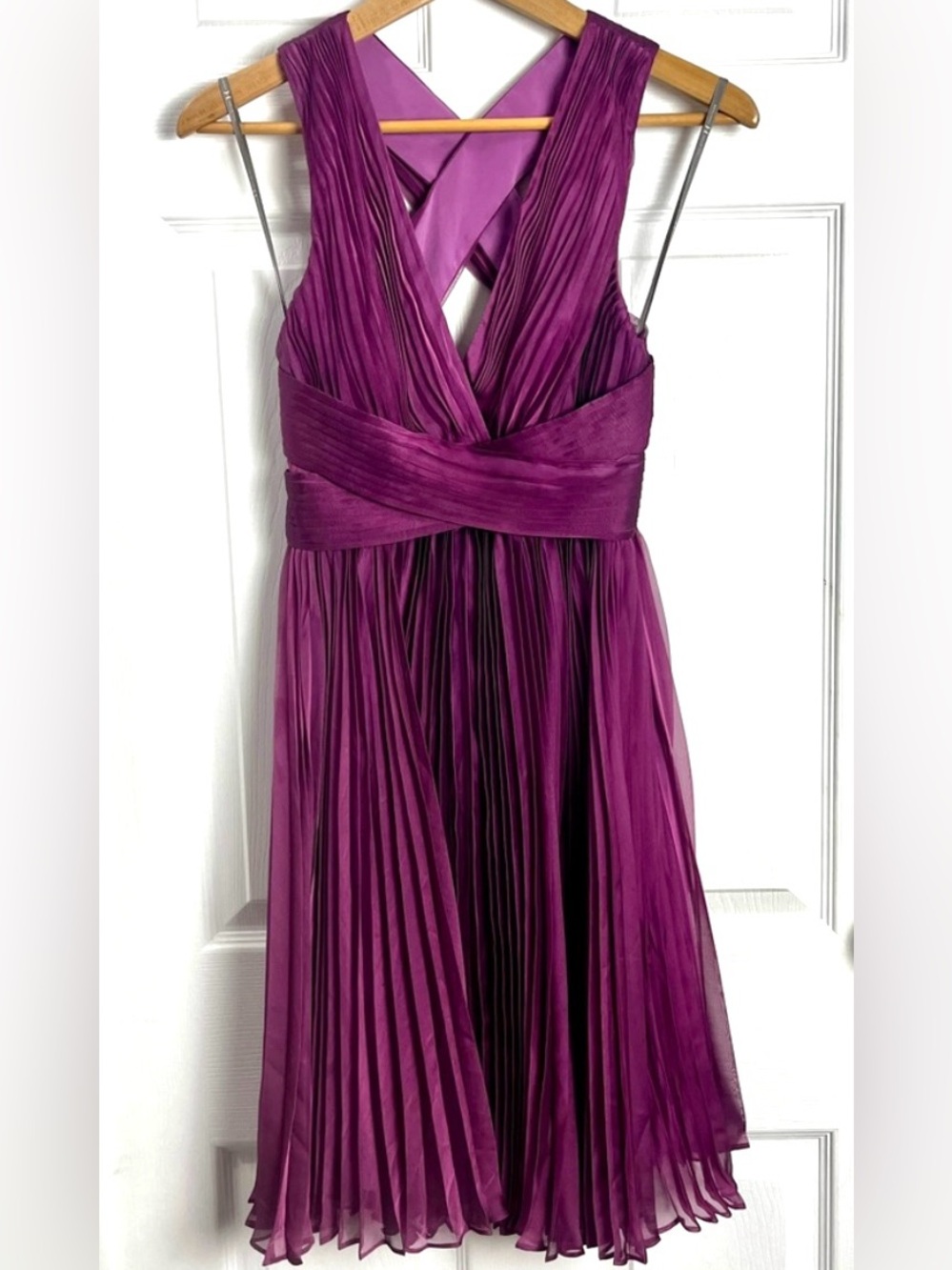 NWT Halston Heritage Orchid Pleated Cocktail Dress Cross Back Size 2